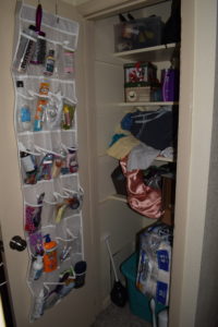 Linen Closet BEFORE